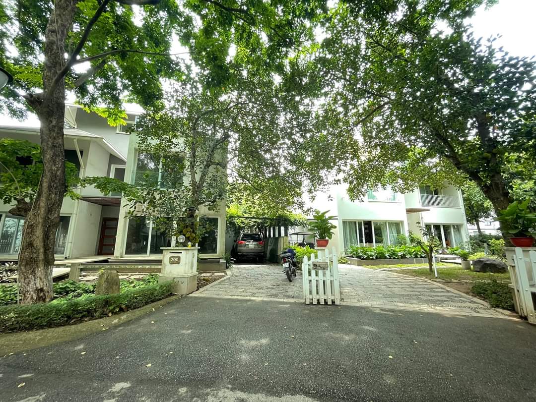 siêu đẹp! BT VƯỜN TÙNG ecopark hưng yên 337m 3t MT16m 41 TY