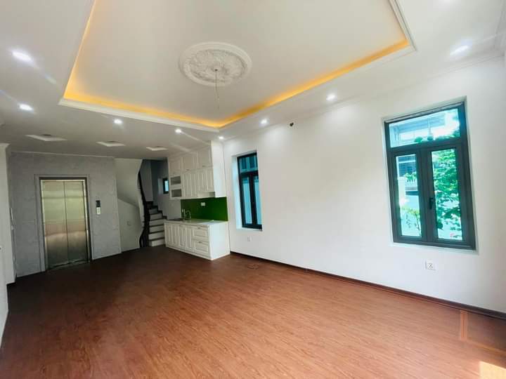 Cần bán nhà phố thượng thanh, long biên hà nội