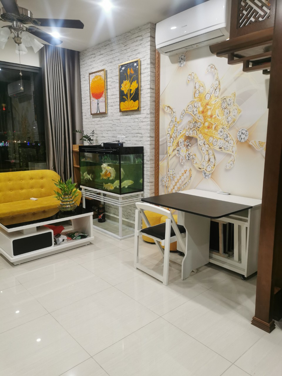 Chính Chủ Cần Bán chung cư Vinhomes Smartcity - Hà Nội