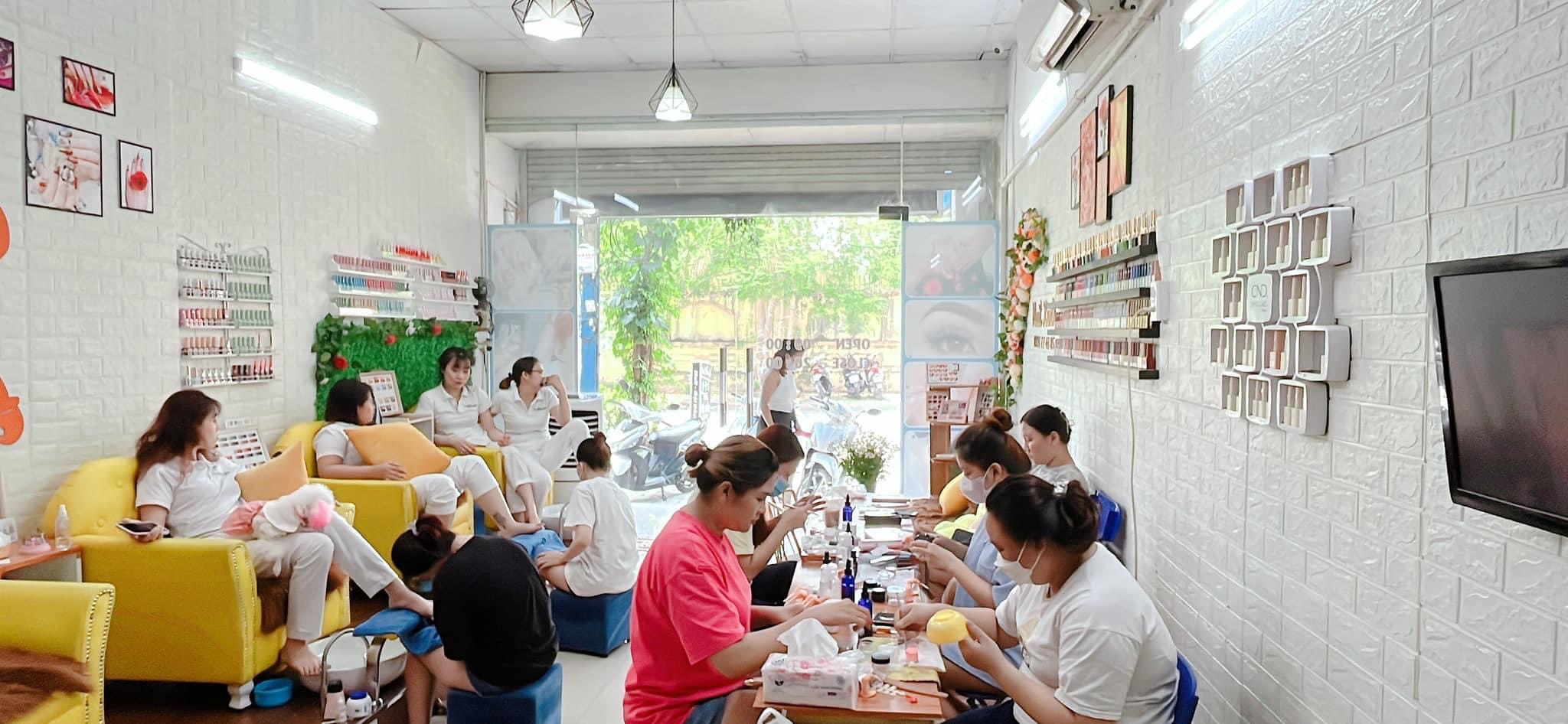 ĐỊNH CƯ NƯỚC NGOÀI CẦN SANG LẠI TIỆM NAIL Tiệm tại Q9, TP Hồ Chí Minh