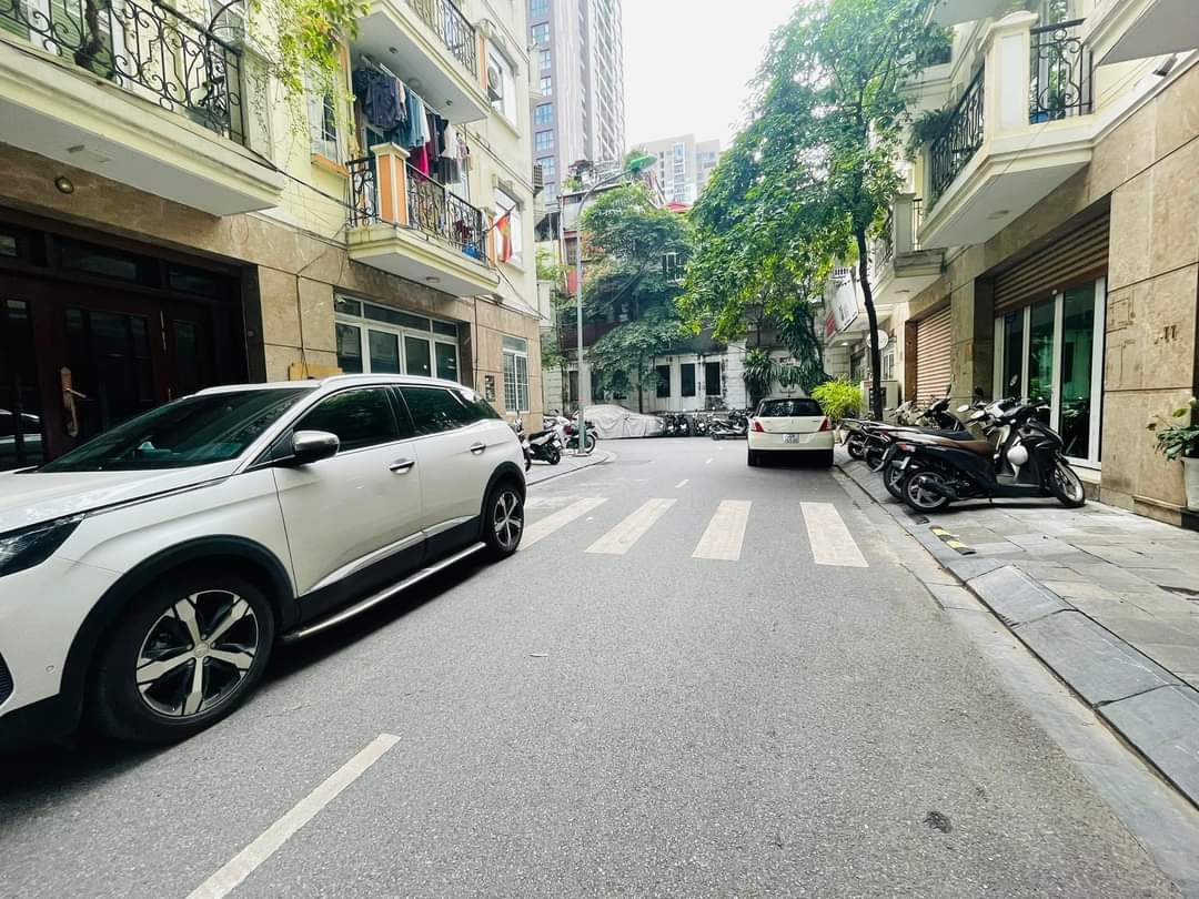 BÁN NHÀ LIỀN KỀ VIP THANH XUÂN - 2 THOÁNG - Ô TÔ TRÁNH - VỈA HÈ - KINH DOANH - Ô CHỜ THANG MÁY