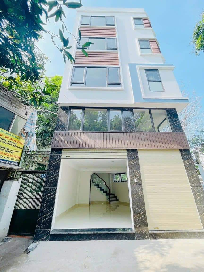 NHÀ 5 TẦNG GIA QUẤT - THƯỢNG THANH-LB -HN - 4.1 TY