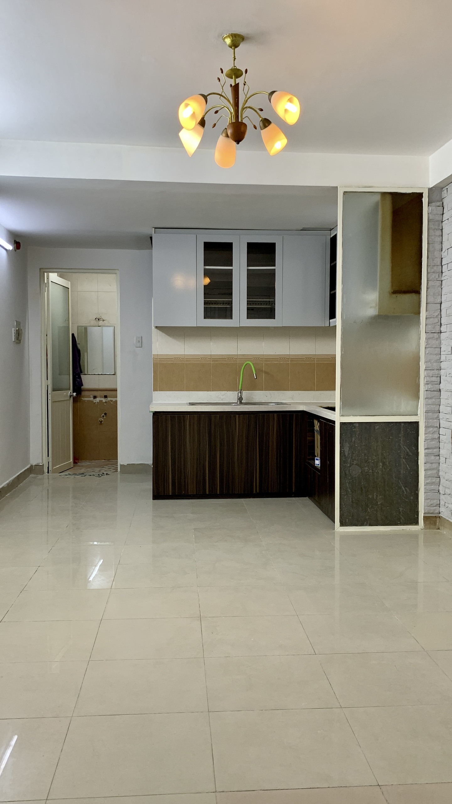 Bán gấp nhà hẻm 31m2 đường 3/2, P11, Quận 10