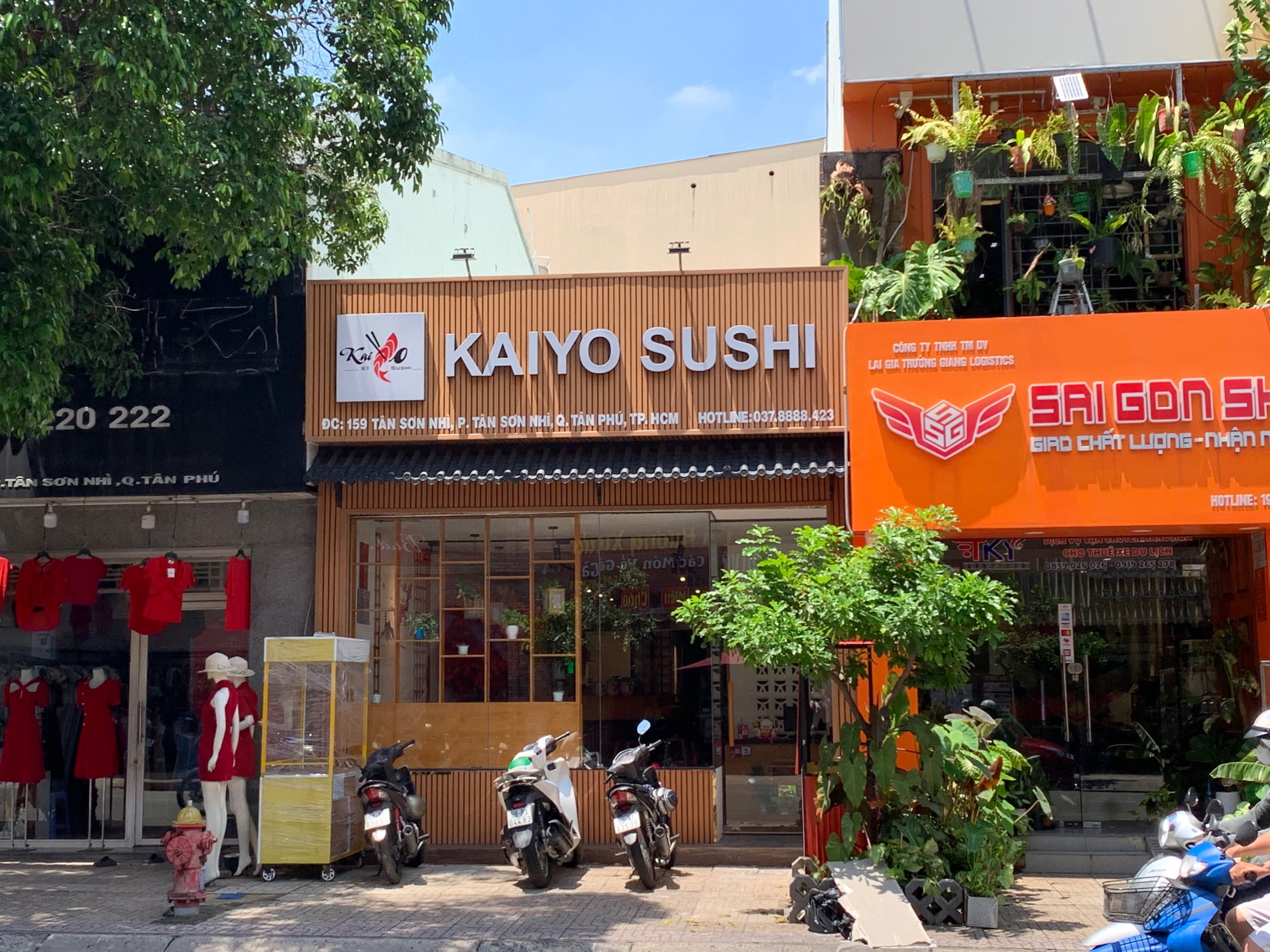 SANG NHƯỢNG NHÀ HÀNG NHẬT TẠI ĐƯỜNG TÂN SƠN NHÌ