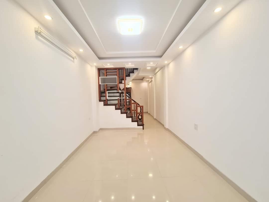 Bán nhà chính chủ Minh Khai, 38m2 x 5T x 6P x 3,89 TỶ, NGÕ NÔNG - SÂN RỘNG - LÔ GÓC