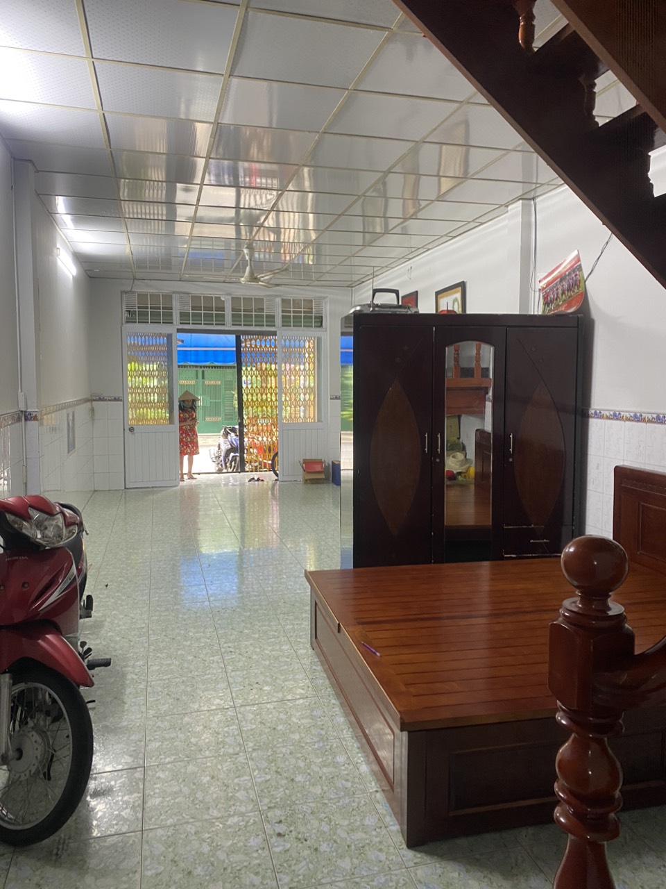 Cho thuê MTKD gần Nguyên Sơn quận tân phú 4 x20m x 2T chỉ 13 triệu TL