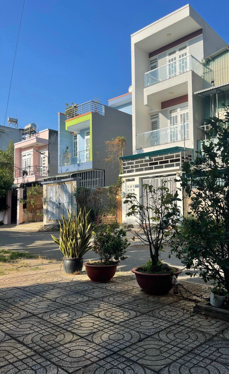 CHÀO BÁN NHÀ 1T2L SAU CHỢ LONG TRƯỜNG SIÊU ĐẸP - RẺ; 3,99 TỶ