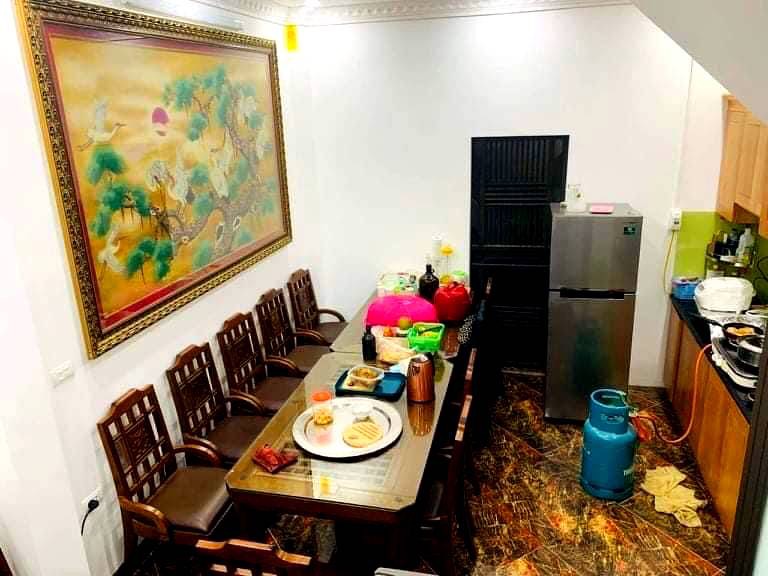 CẦN BÁN NHÀ PHỐ NGUYỄN AN NINH, QUẬN HAI BÀ TRƯNG, 5 TẦNG LÔ GÓC, Ô TÔ ĐỖ CỬA.