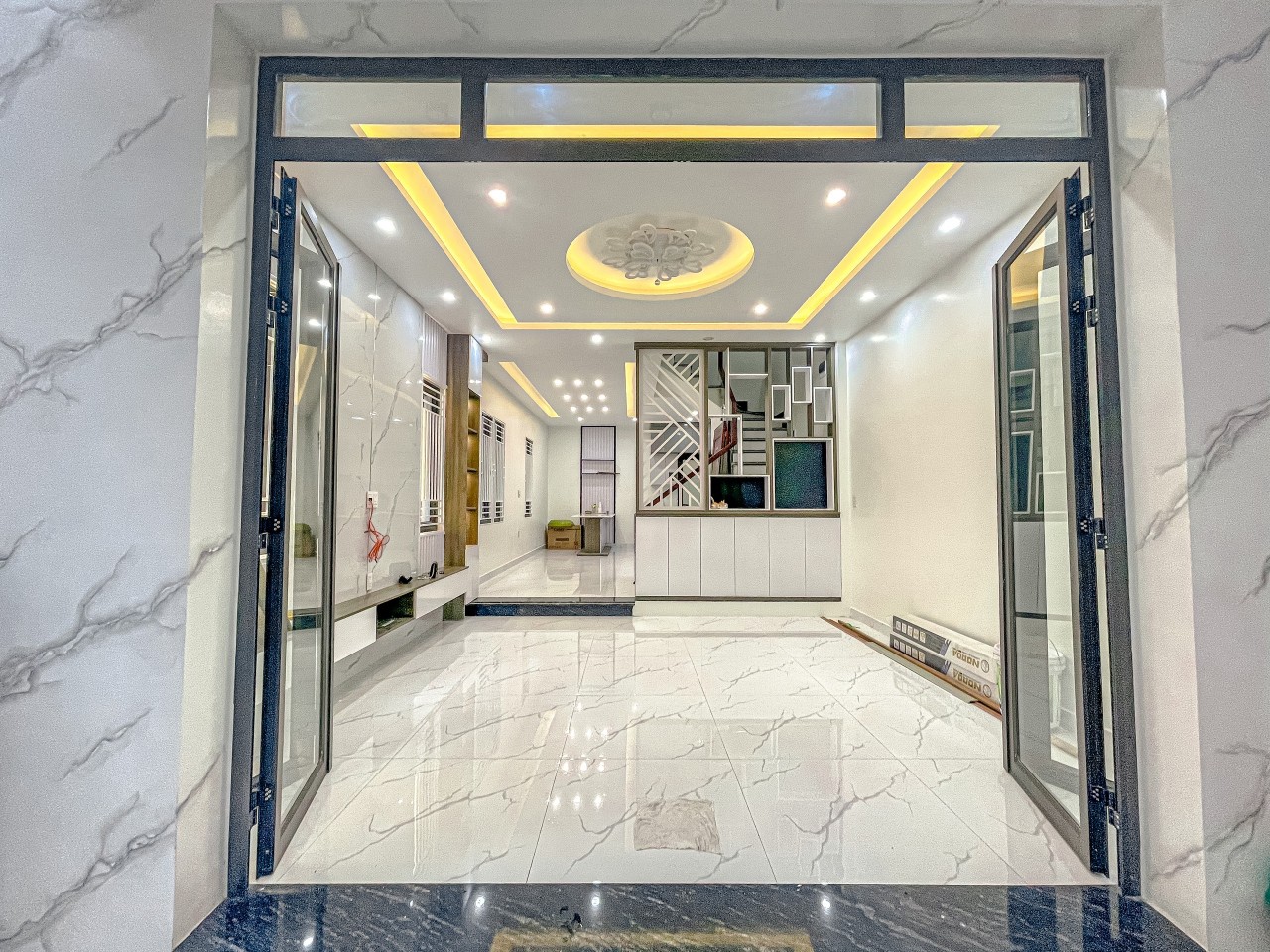 BN Bán nhà Đường Tô Hiệu Nhà 60m 4 tầng 2 mặt ngõ Sân cổng riêng