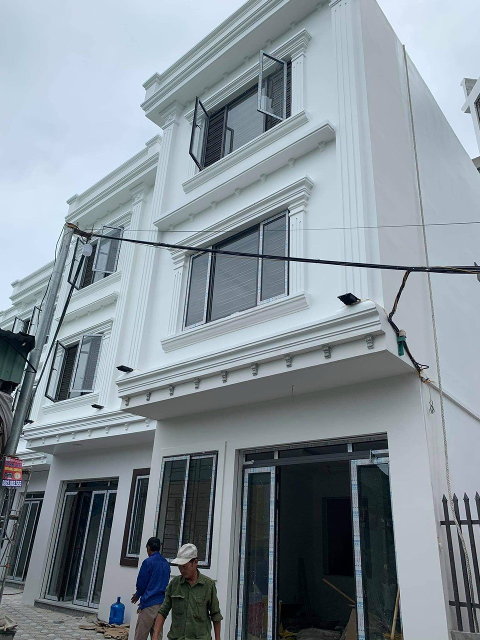 Bán nhà xây mới tinh phố Chợ Cột Đèn, 45m 3 tầng, GIÁ chỉ 2.25 tỉ cực đẹp