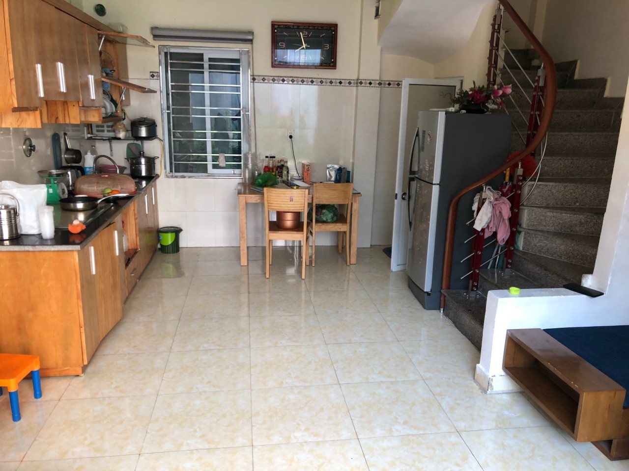 Bán nhà phố Phú Hải, diện tích 40m 3 tầng GIÁ 1.85 tỉ gần ngay Cầu Rào