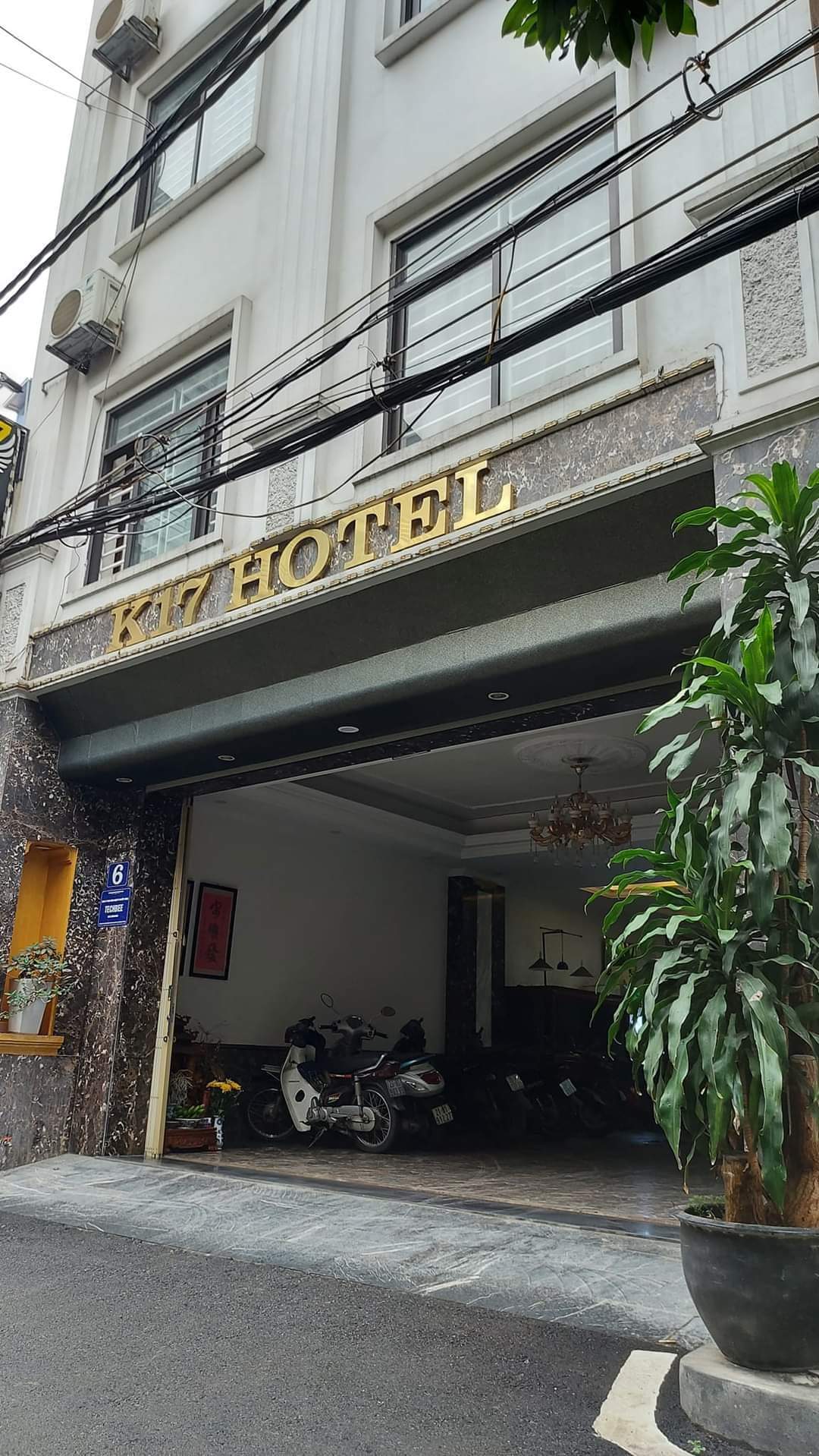 BÁN GẤP KHÁCH SẠN GẦN AEON LONG BIÊN, NGAY CẦU VĨNH TUY TỔNG 15 PHÒNG KHÉP KÍN 18,5 TỶ