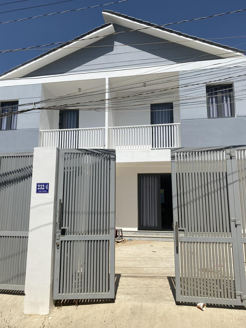 CHÍNH CHỦ Cần Bán Cặp Nhà 232/4 đường Yên Ninh, Huyện Ninh Hải, Ninh Thuận