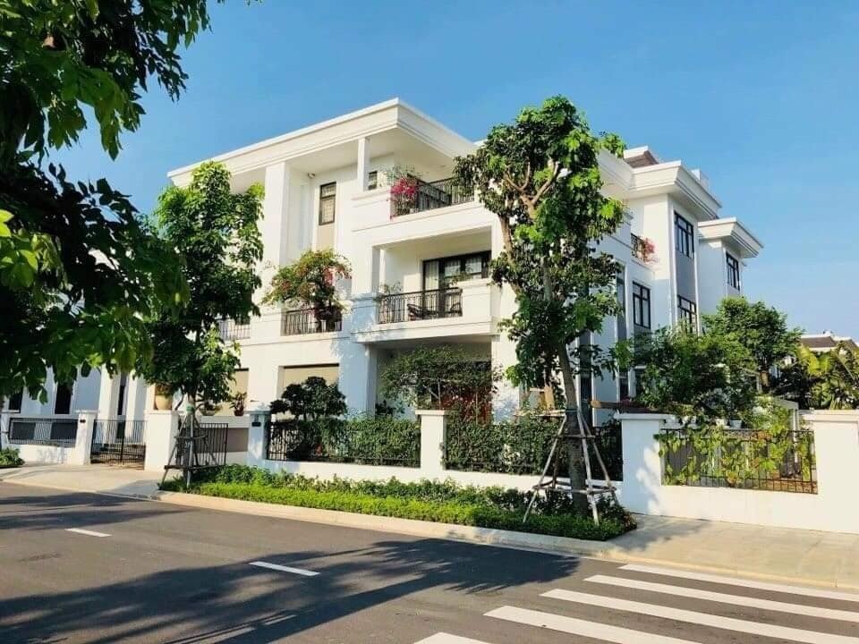 BÁN BIỆT THỰ B9.12A+12B HÀM NGHI - MỸ ĐÌNH 566M2, MẶT TIỀN 15M, 230 TỶ - MỚI HOÀN THIỆN 2 NĂM