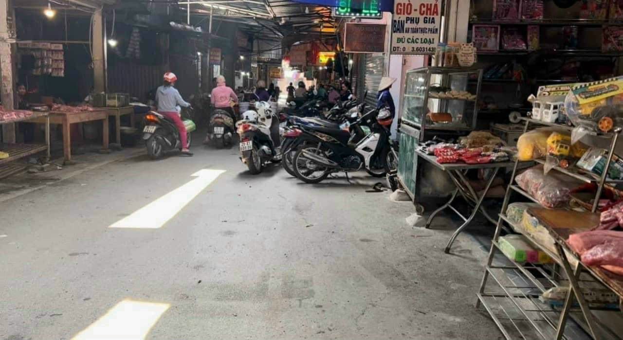 Thua chứng, cần bán gấp lô góc 100m2 full thổ, trung trâm thị trấn Xuân Maiđường oto tránh