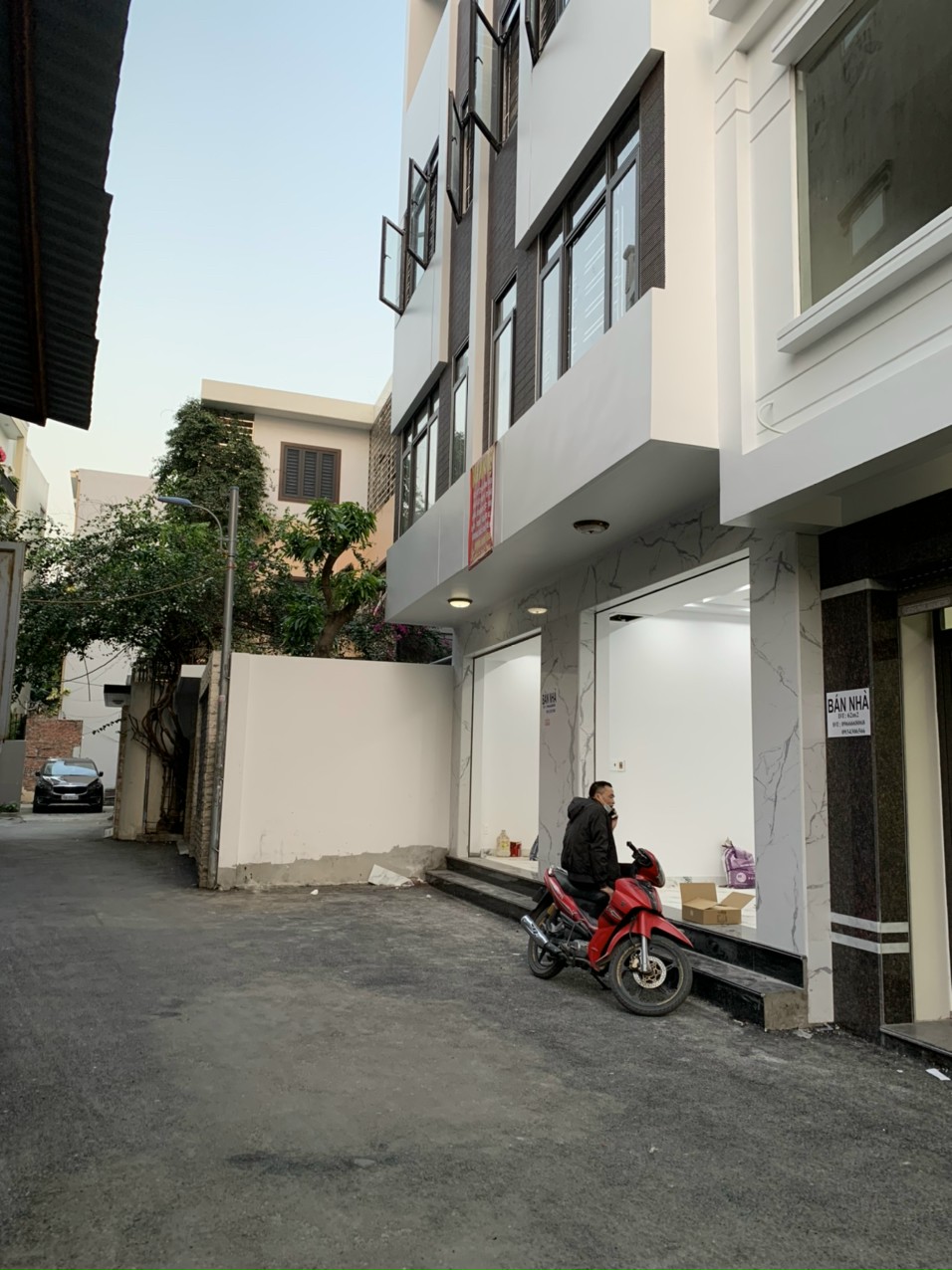 Bán nhà ngõ 254 Văn Cao, diện tích 62m 5 tầng, ngõ ô.tô tránh nhau, GIÁ 4.75 tỉ