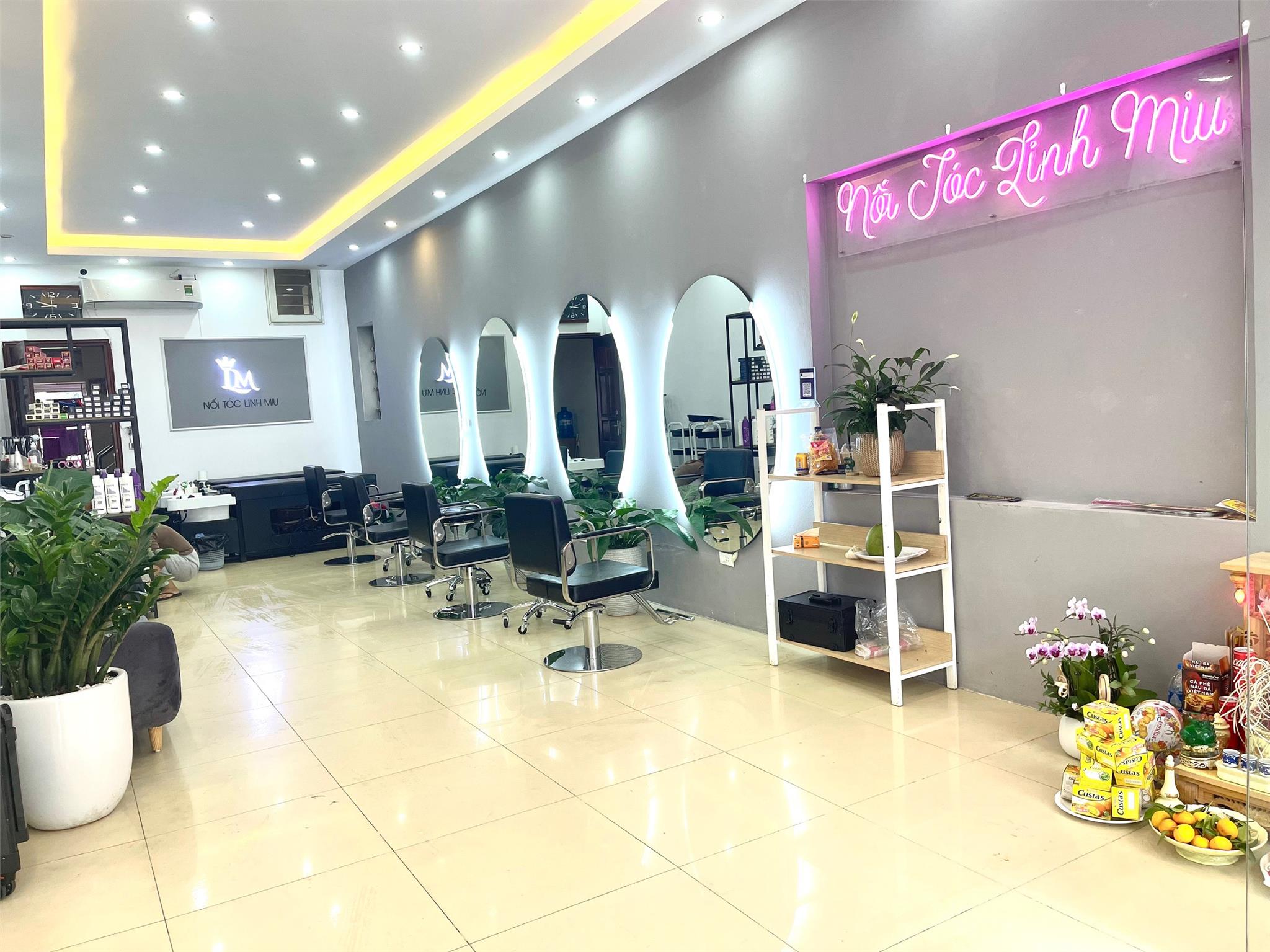 Chính Chủ Cần Sang Nhượng Gấp Quán Tóc mặt tiền đẹp Tại Số 43/1 Đường Bắc Cạn, Thành Phố Thái Nguyên.