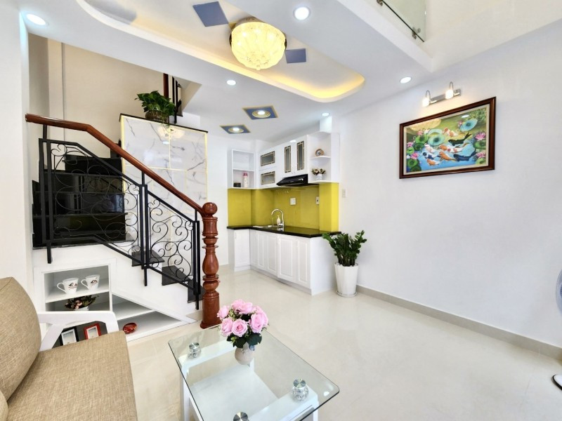 NHÀ MỚI TINH - HẺM PHAN ĐĂNG LƯU - 5 TẦNG BTCT - CHỦ BÁN