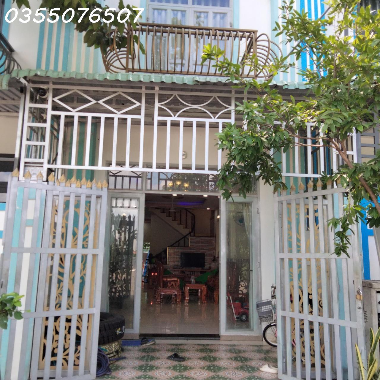 Mình chính chủ cần bán căn nhà 1 trệt 1 lầu tại Tân Uyên - Bình Dương