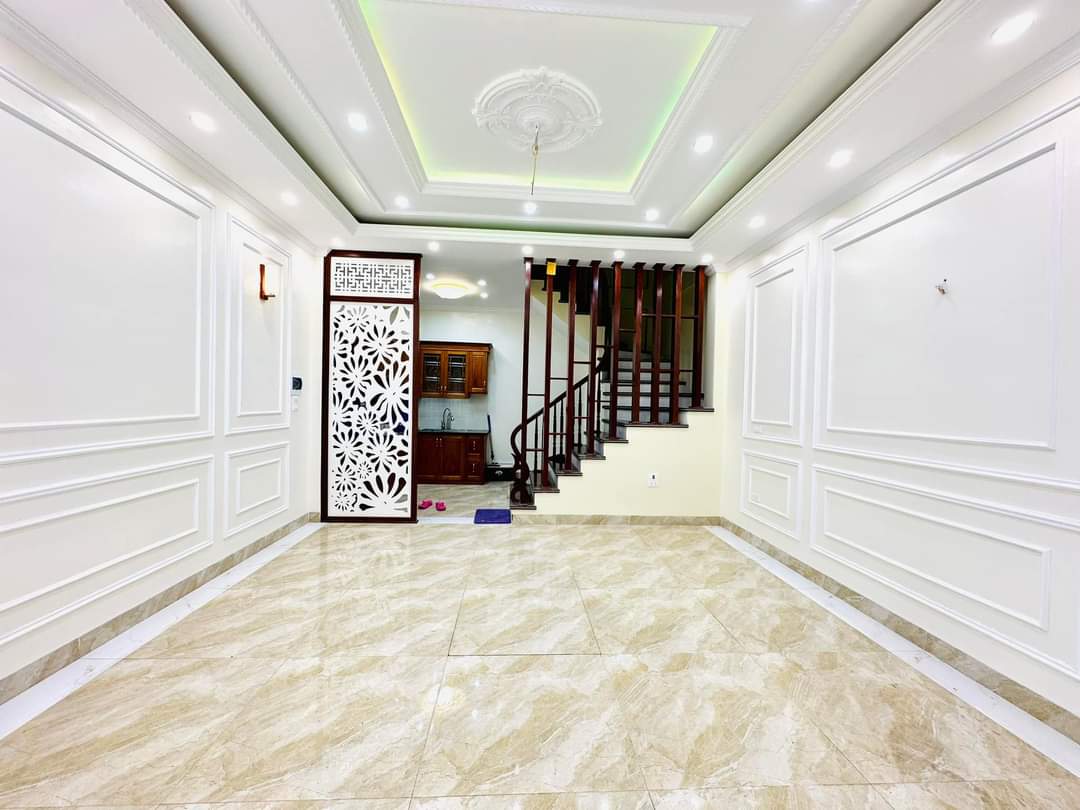 Bán nhà Phú Diễn, Ô TÔ VÀO NHÀ - NHÀ MỚI ĐẸP, HỒ ĐIỀU HÒA - AN SINH ĐỈNH. 45M, 5 TẦNG, 4.70 5.35 tỷ Bắc Từ Liêm.