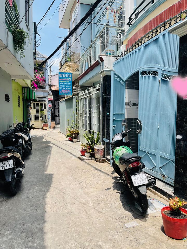 NHÀ LÊ VĂN LƯƠNG - 2.X TỶ - 25 M2 - 2 TẦNG - HẺM 3 GÁC - P. TÂN HƯNG - Q.7