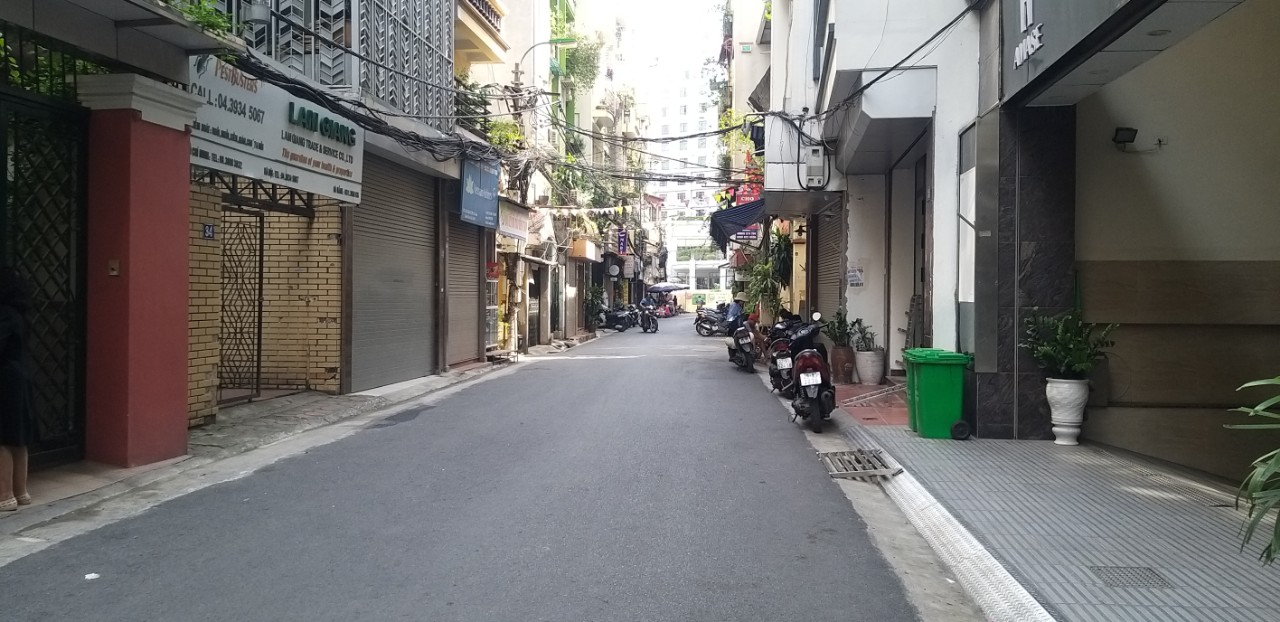 RẤT HIẾM NHÀ ĐẸP NGÕ 35 CÁT LINH DT54m Ô TÔ MẶT TIỀN ĐẸP, VỈA HÈ KINH DOANH