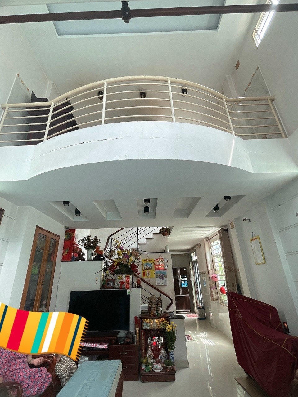 Phú Nhuận -P9 - HXH ngủ - Dt 60 m2 x 5 tầng - Sổ vuông A4-Chỉ 10 tỷ Tl