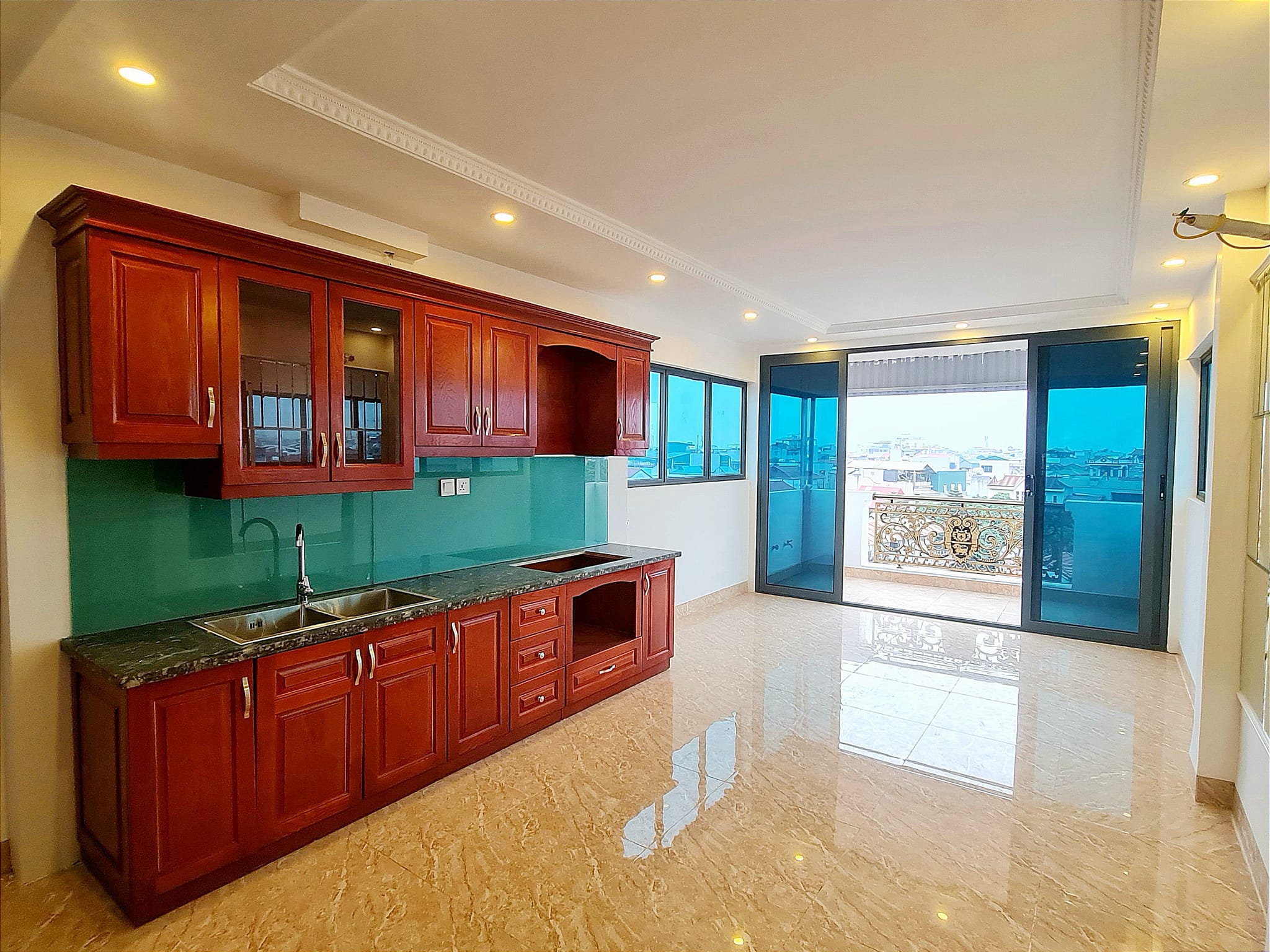 Bán nhà 73m2 Mặt phố Vũ Miên, Tây Hồ Gara Ô tô XỊN Vỉa hè Kinh doanh tốt 38.4 Tỷ