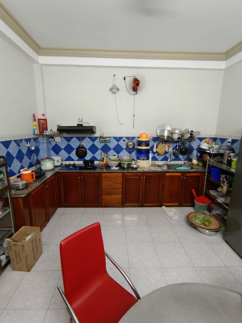 Bán nhà Lê Hồng Phong, Quận 10, 52m2, ngang 4m, chỉ 5 tỷ nhỉnh