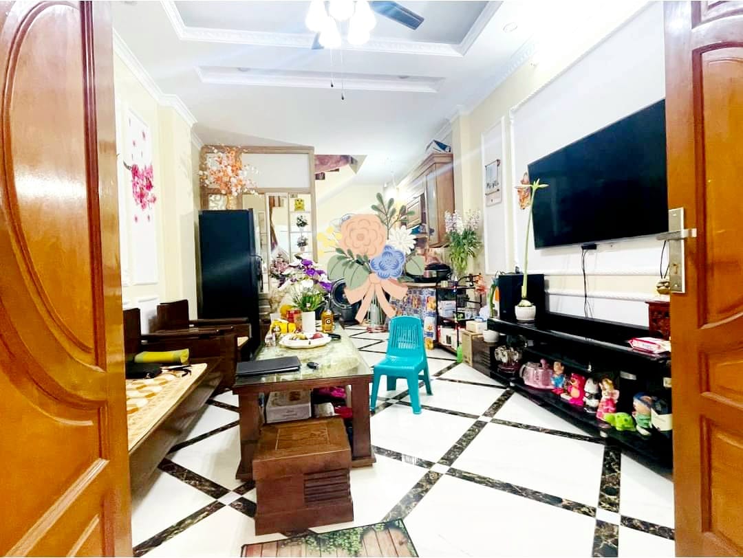 RẺ Ở LUÔN! BÁN NHÀ KHƯƠNG TRUNG –TX, 35.1M2*5T, BA GÁC TRÁNH, 2 THOÁNG, GIÁ 3.1 TỶ.