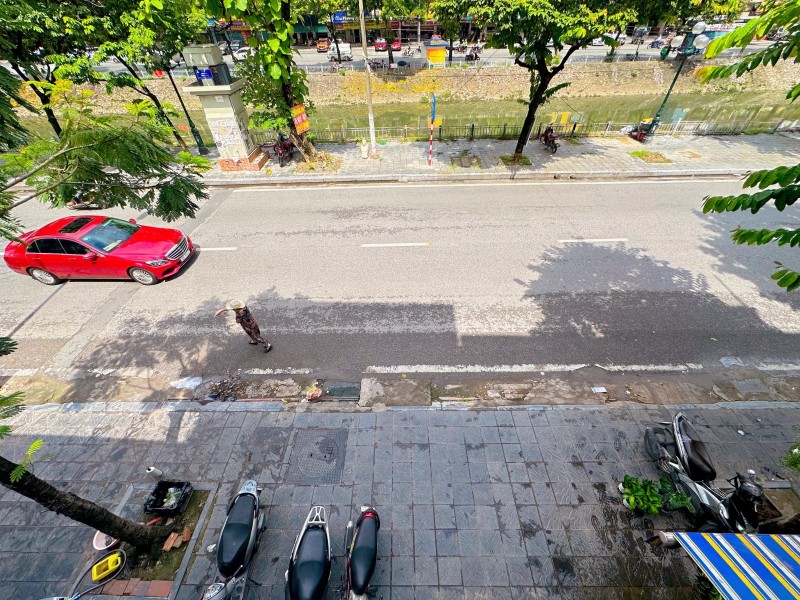 Bán nhà mặt phố Kim Ngưu 80m2*MT5m, 2 vỉa hè đá bóng, kinh doanh đỉnh – Chỉ 16 tỷ.