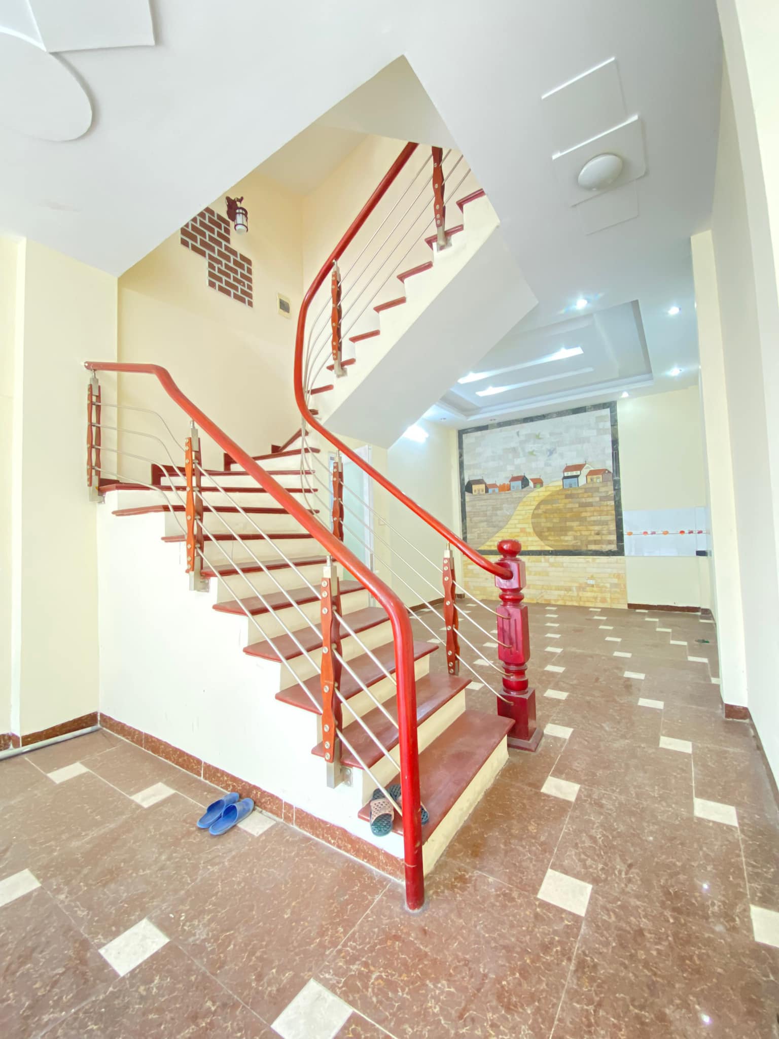 Bán nhà phân lô view hồ phố Nguyễn Thị Định Cầu Giấy 56m 5 tầng 8.3 tỷ