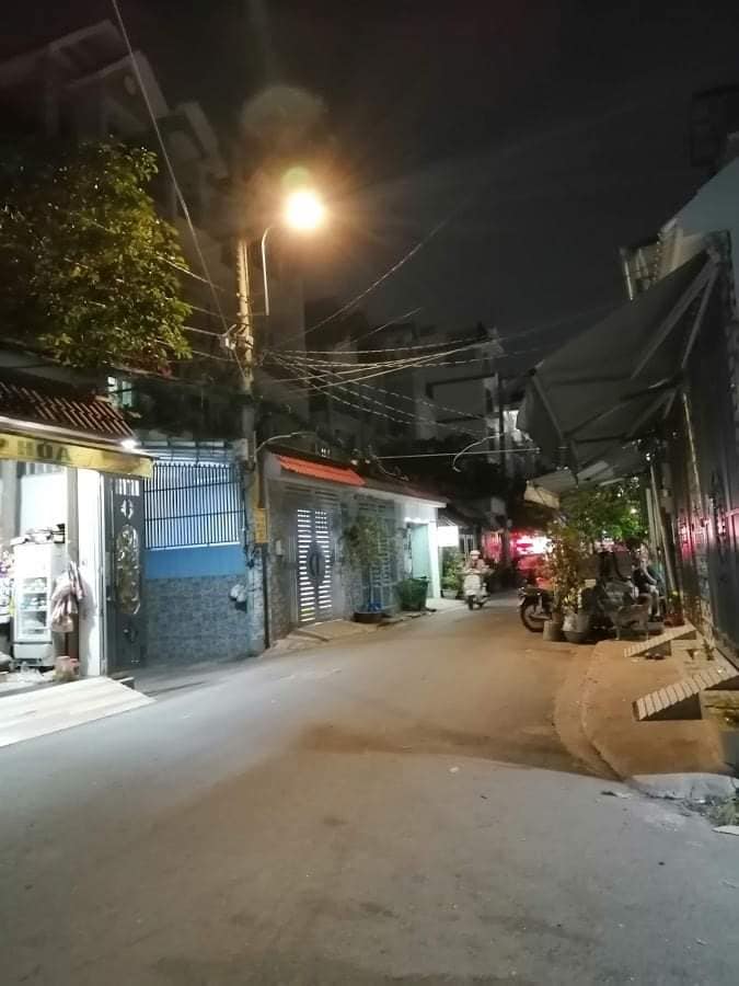 NHÀ TÂN HOÀ ĐÔNG - HẺM XE TẢI VÀO NHÀ - SÁT MT Q.6 - 141M2 - NGANG 8M - VỊ TRÍ CỰC ĐẸP