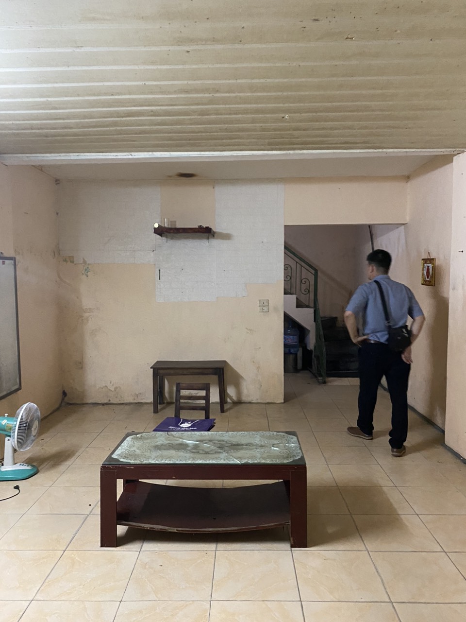 Cho thuê nhà cấp 4 gác xép rộng Ngõ 189 Hoàng Hoa Thám, Ngọc Hà. Dt 56m2. Chỉ 4.5tr