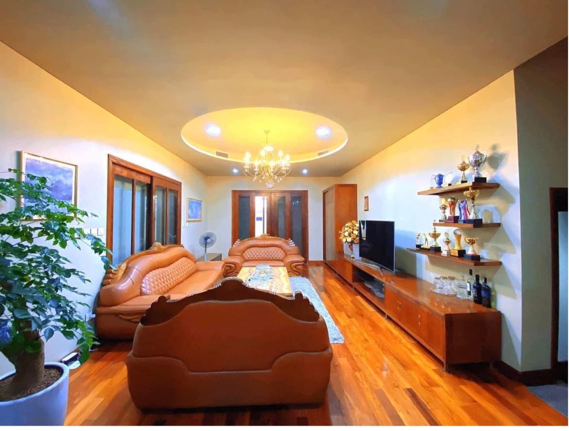 Bán nhà Trung Kính Cầu Giấy lô góc ô tô vào nhà 66m, MT 5,6 chỉ 14,6 tỷ