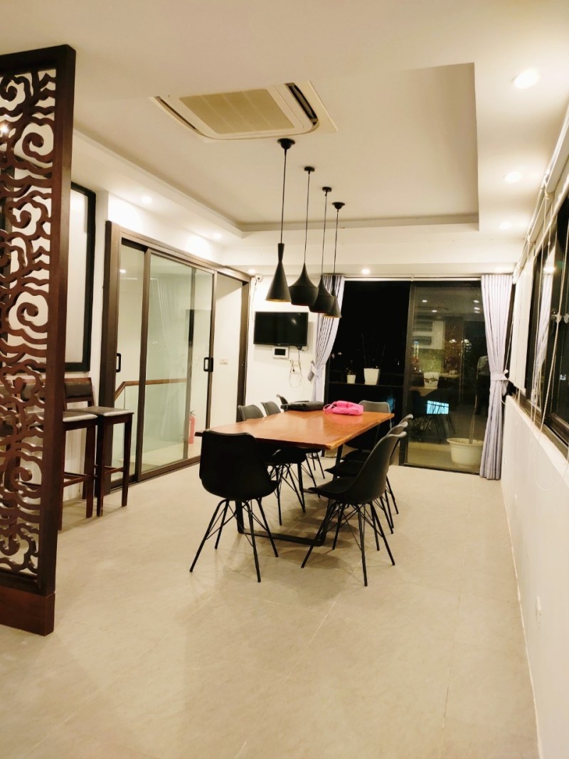 Bán tòa nhà mặt phố Võng Thị 108m2*MT6m*8 tầng thang máy – Kinh doanh – Văn phòng – 28 tỷ.