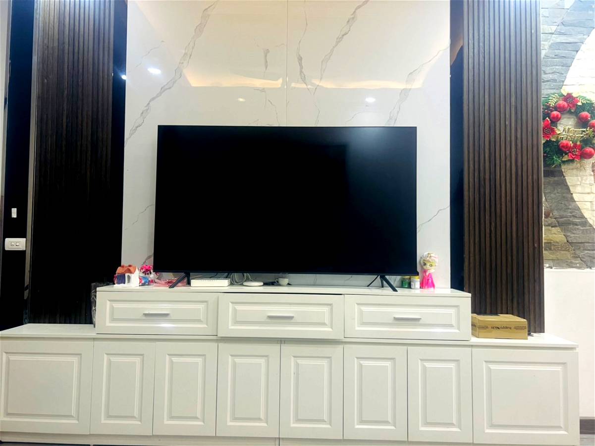 BÁN NHÀ GIÁP NHỊ - Ô TÔ ĐỖ CỬA - LÔ GÓC THOÁNG - XUNG QUANH NHIỀU TIỆN ÍCH