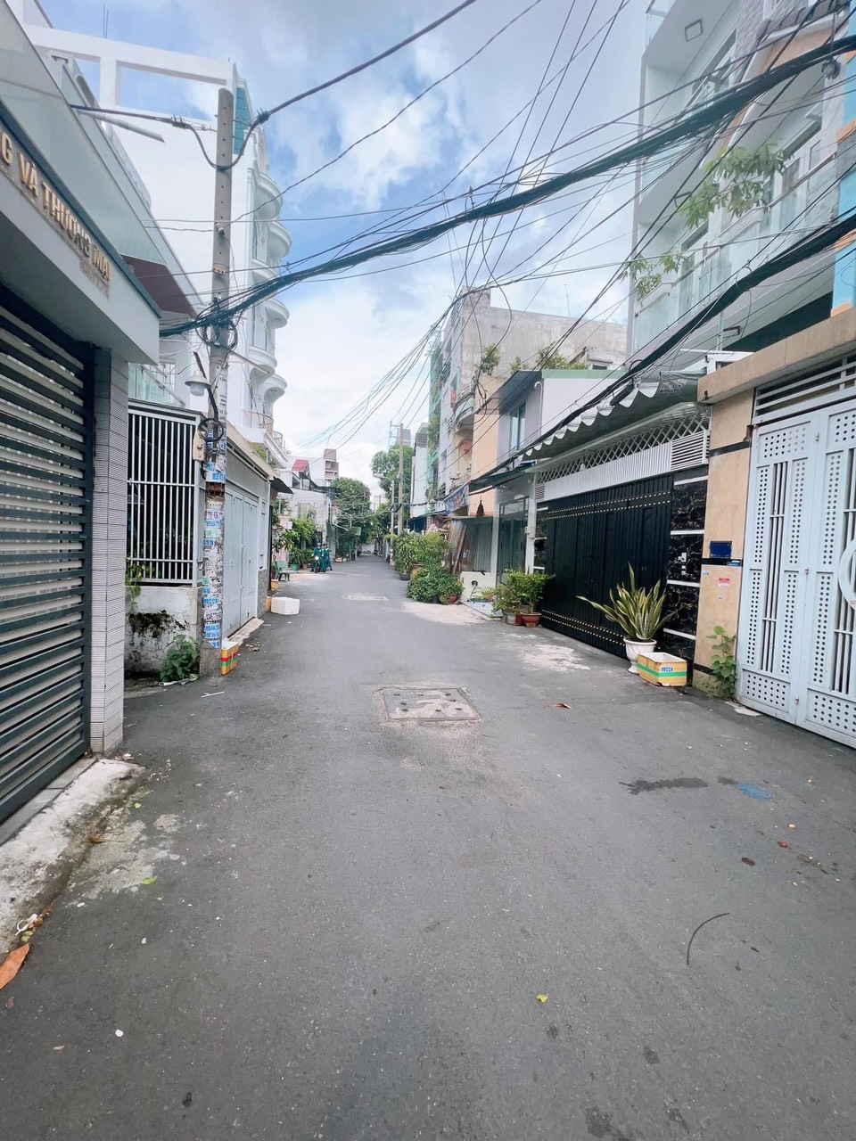 Nhỉnh 3 Tỷ có nhà CV Làng Hoa, 38m2, 2 Tầng BTCT, không ngập