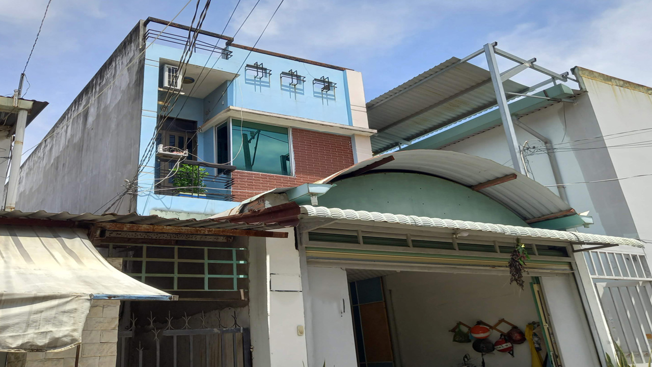 Bán nhà Vườn Lài PHƯỜNG AN PHÚ ĐÔNG Q.12, vuông đẹp dài 30m, Đường 4m, giá chỉ 8 tỷ