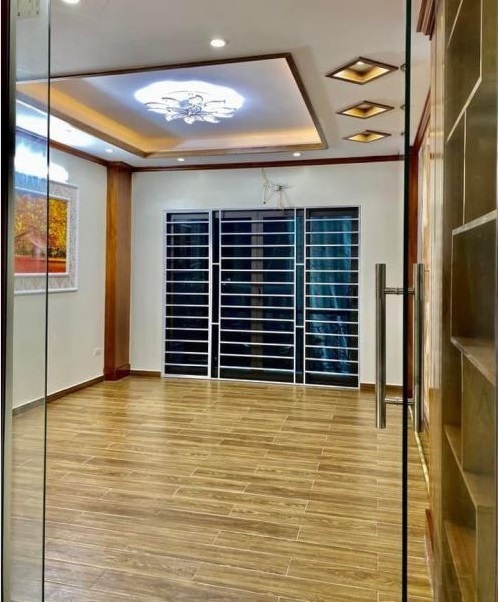 Nhà xây mới 4 tầng + 1 tum diện tích 34 m2 tại Đại Tự ngõ nông ô tô đỗ cửa - PB