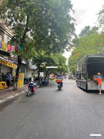 Bán nhà phố Kim Đồng 60m2*5T*MT5m - Ô tô tránh - Vỉa hè 2 bên - Kinh doanh đỉnh - 11.8 tỷ