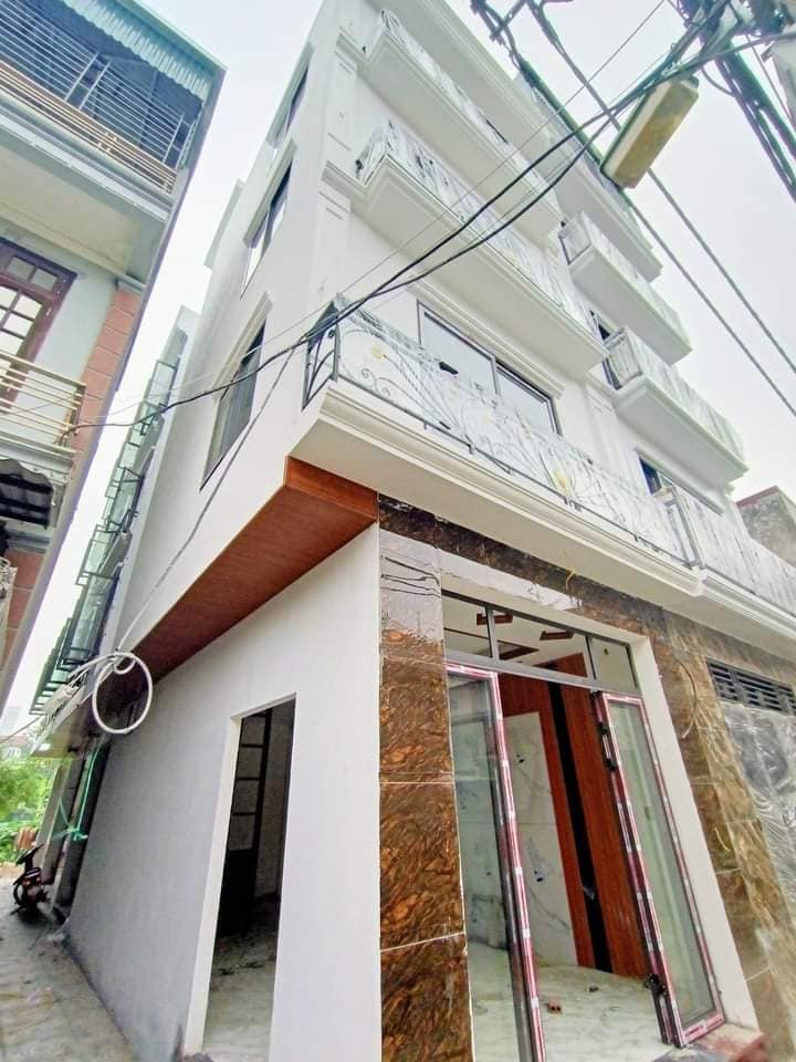 SIÊU PHẨM YÊN DUYÊN - HOÀNG MAI: 30M/ 5 TẦNG/ 3 NGỦ GIÁ 3,3 TỶ. OTO ĐỖ CỔNG.