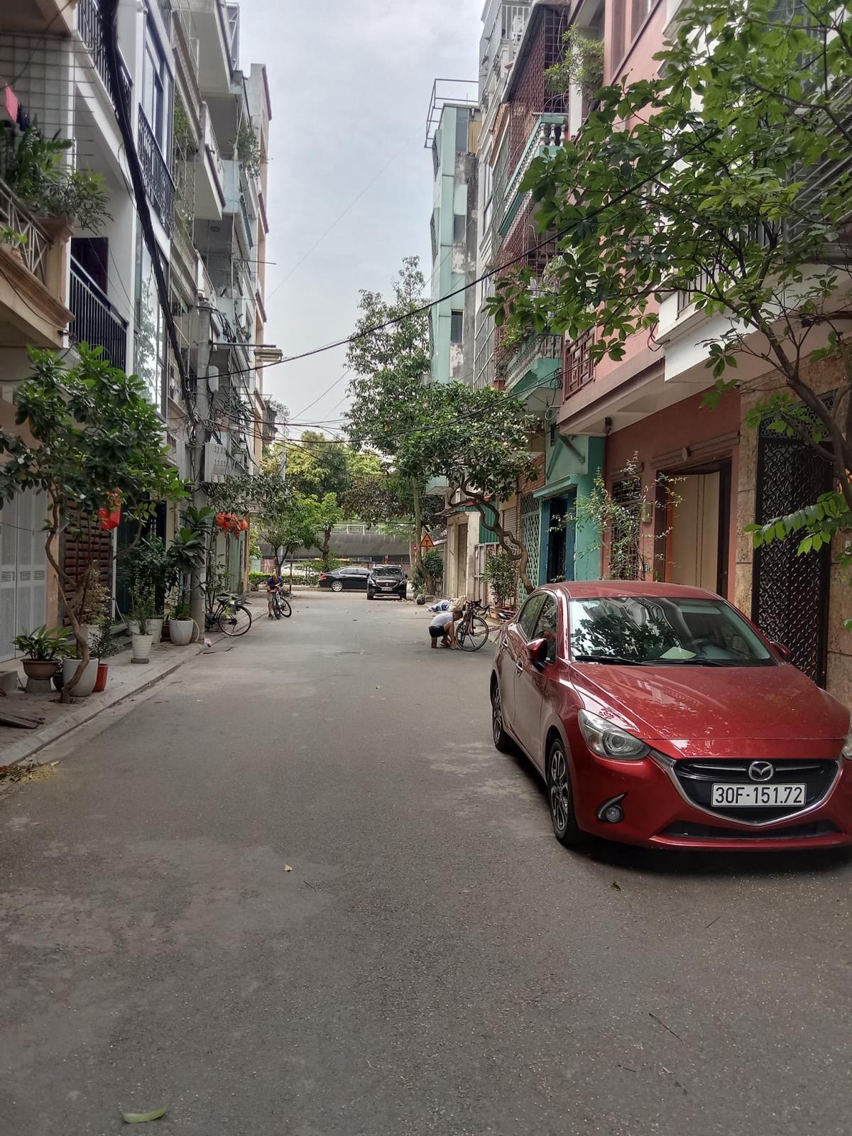 Bán nhà Lê Trọng Tấn phân lô ô tô tránh, vỉa hè, kinh doanh tuyệt vời, 55m*5T*MT5m - 12 tỷ.