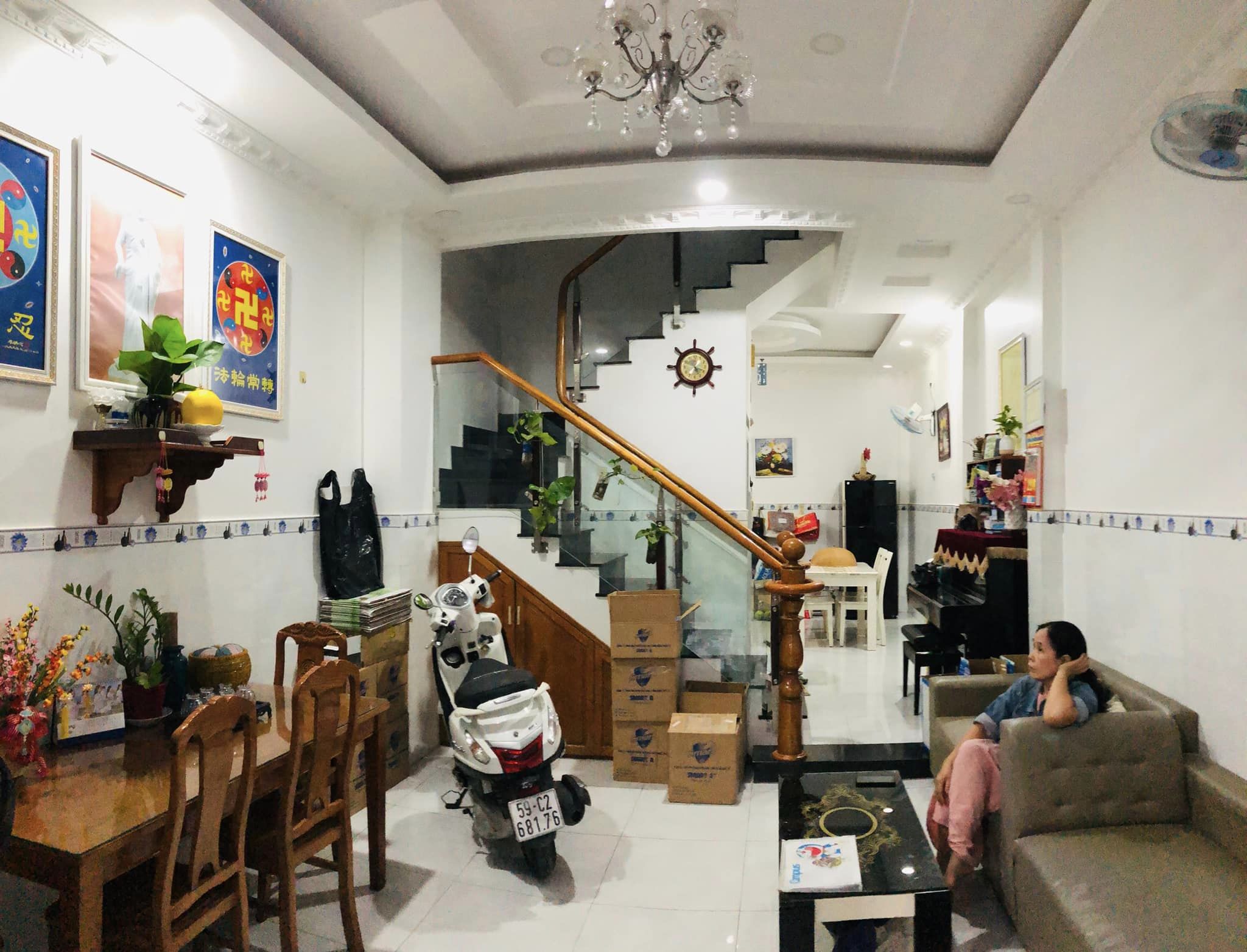 DT 6X11 - 3 TẦNG- HUỲNH TẤN PHÁT - Q.7 - SÂN ĐỂ XE RỘNG - CHỈ 5.X TỶ