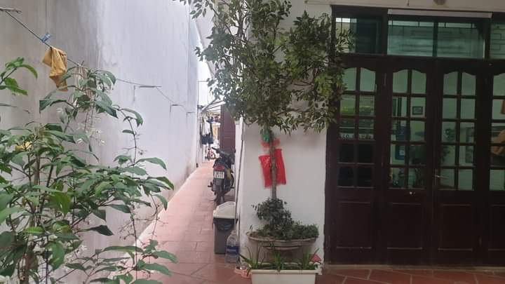 PHỐ LẠC LONG QUÂN – LÔ GÓC – Ô TÔ TRÁNH – 180M2 – 25 TỶ.