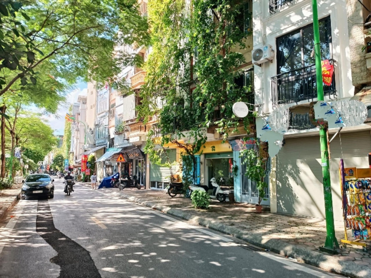 Bán nhà Nguyễn Tuân ô tô tránh, vỉa hè KD, chủ tự xây 53mx5T, 11.2 tỷ