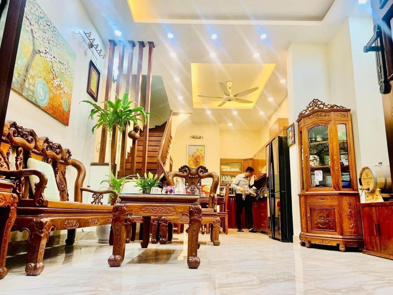 Bán nhà phố Văn Cao, quận Ba Đình. DT sổ 40m x 4 Tầng x 3.4 tỷ