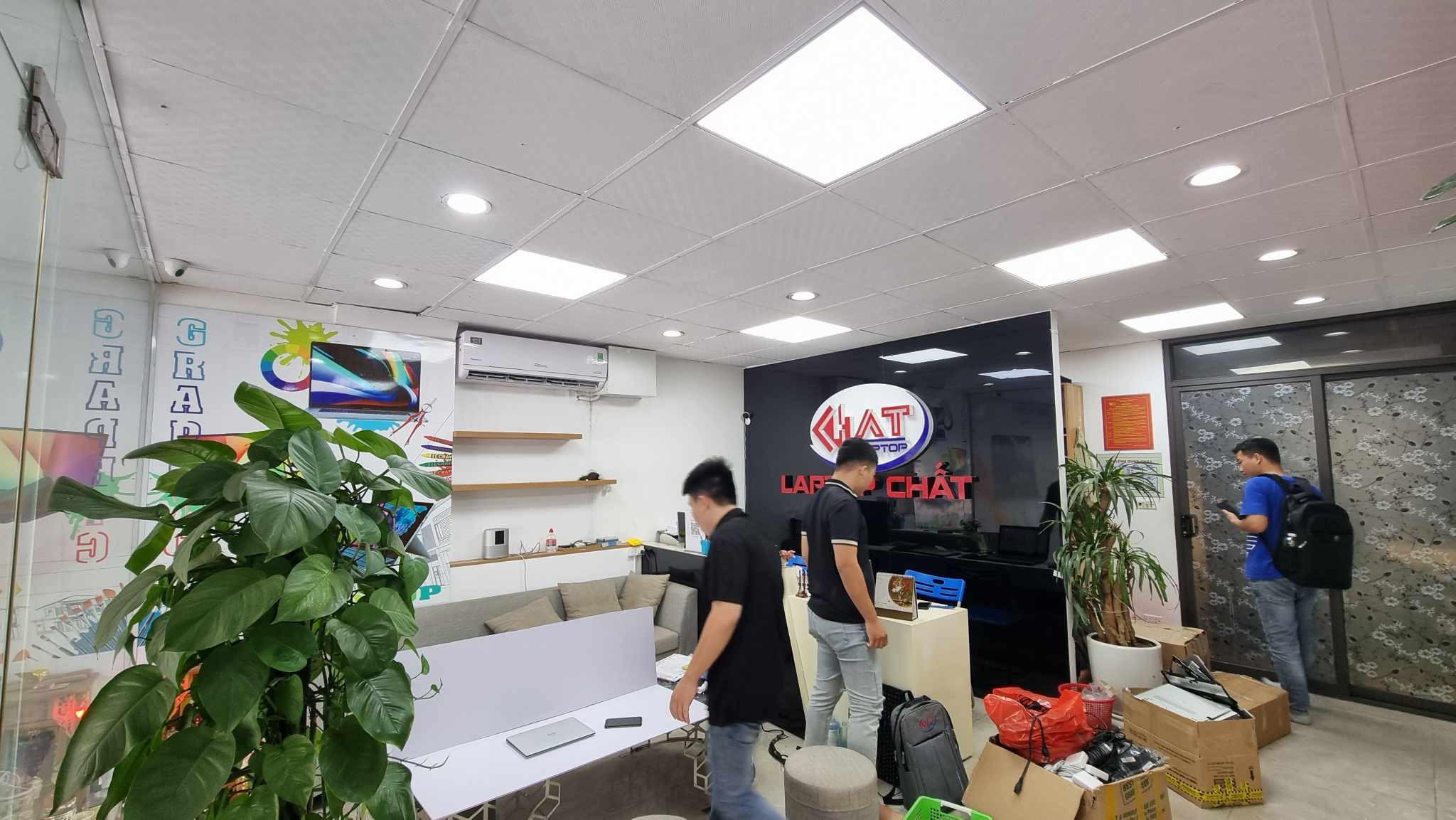 Bán Nhà Mặt Phố Khu Trung Kính, 6 tầng, 2 thoáng, vỉa hè kinh doanh chỉ 20,5 tỷ