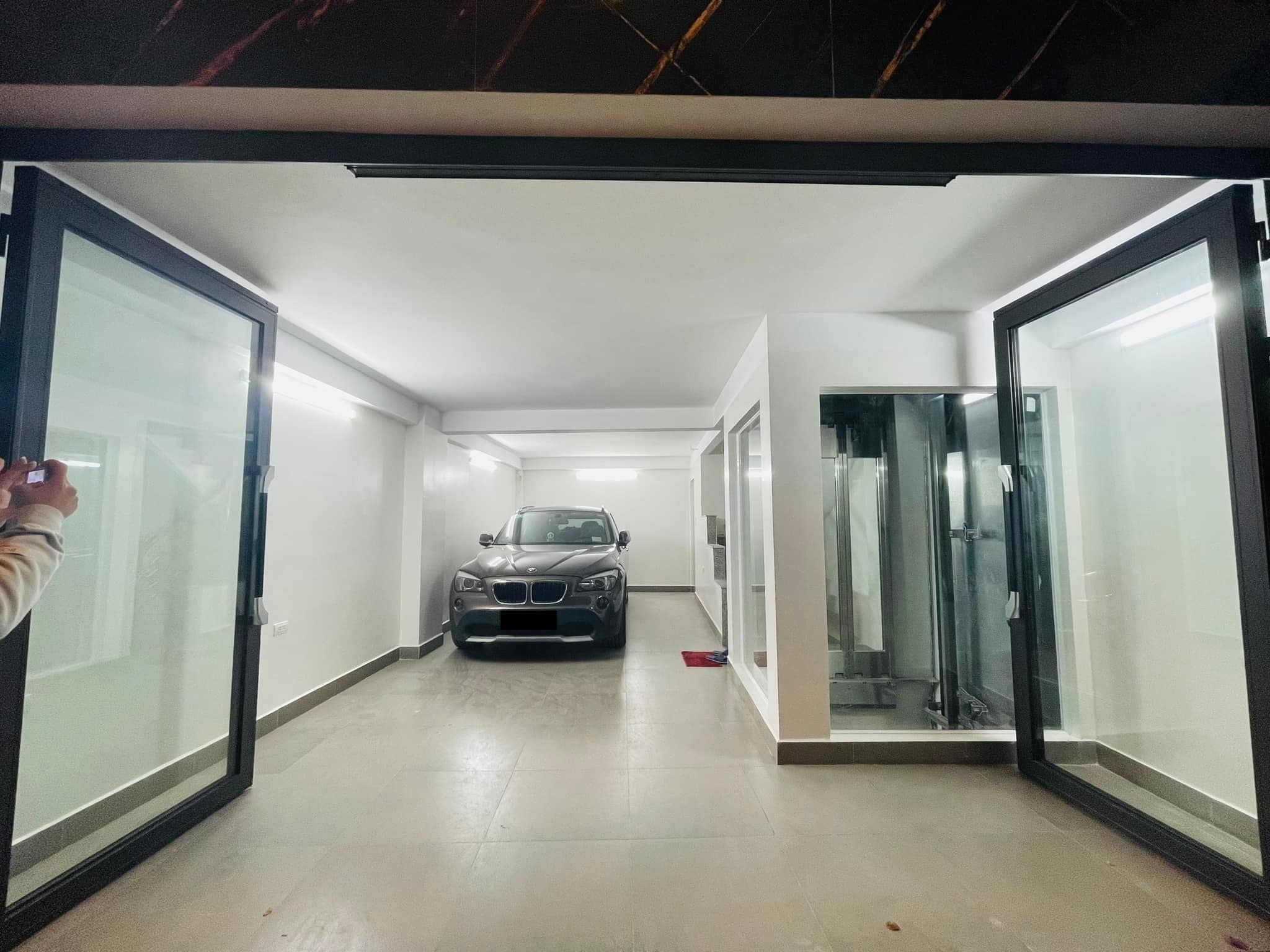 Phân Lô Trần Quang Diệu, view vườn hoa, 8 tầng thang máy, nở hậu, mặt tiền rộng, dt 41m2