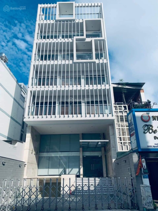 CC Bán 183 Nguyễn Văn Đậu, Dt: 9x35m - 1 hầm 7 tầng - 1.900m2